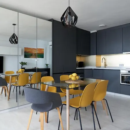 Luxy * טורמולינוס